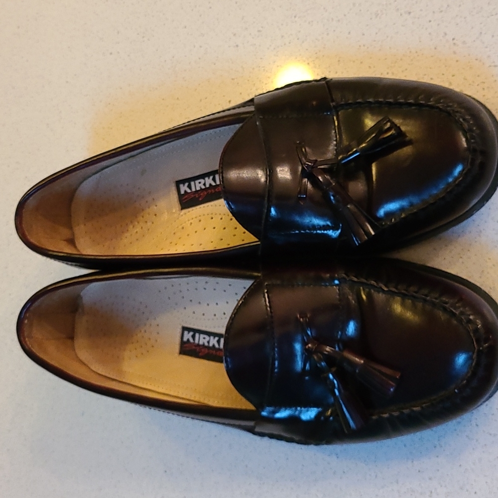 Kirkland Size 12D loafers